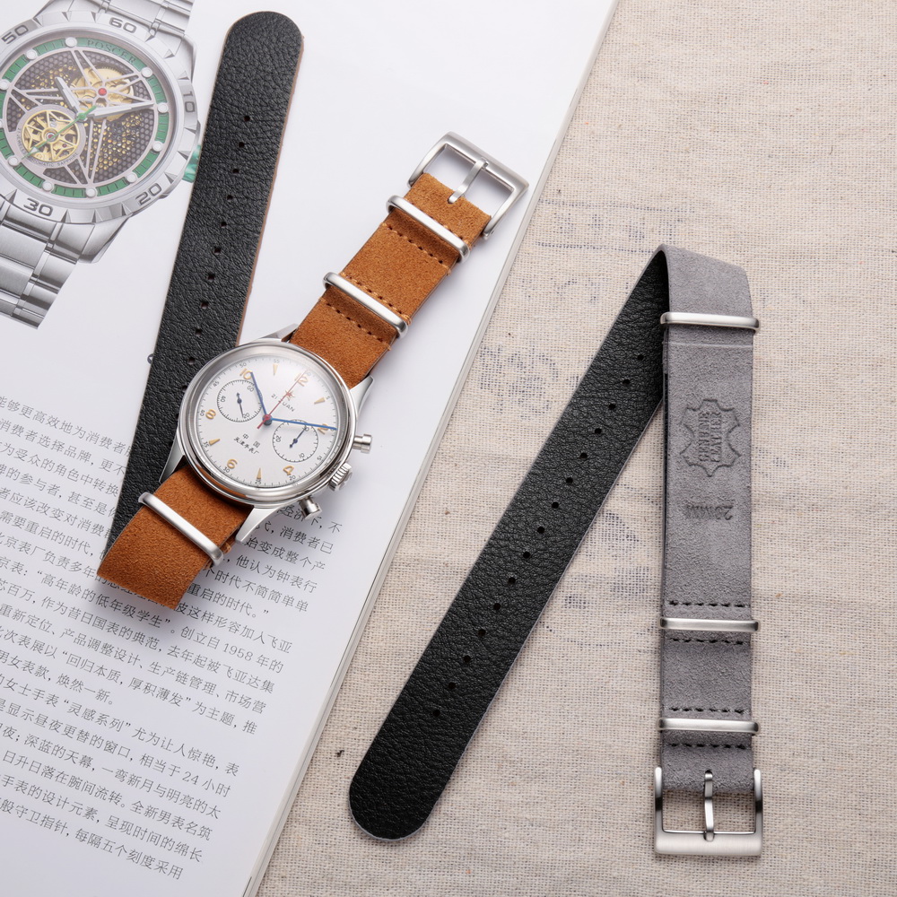 Suede Strap Watch - HEMSUT حزام جلد طبيعي (Suede) ساعة