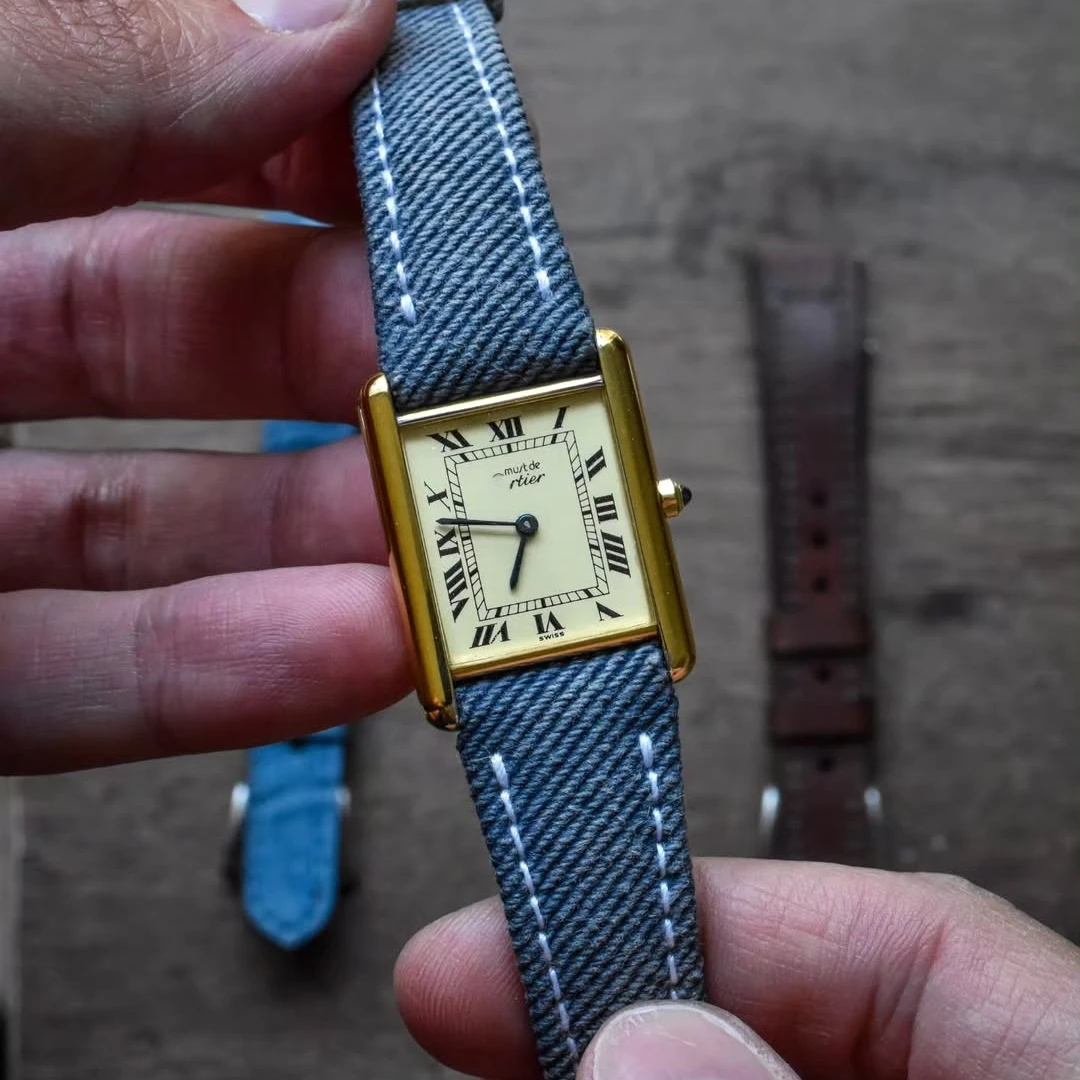 حزام ساعة عالي الجودة من Carti - مراجعة Cartier Watch Tank وسعره