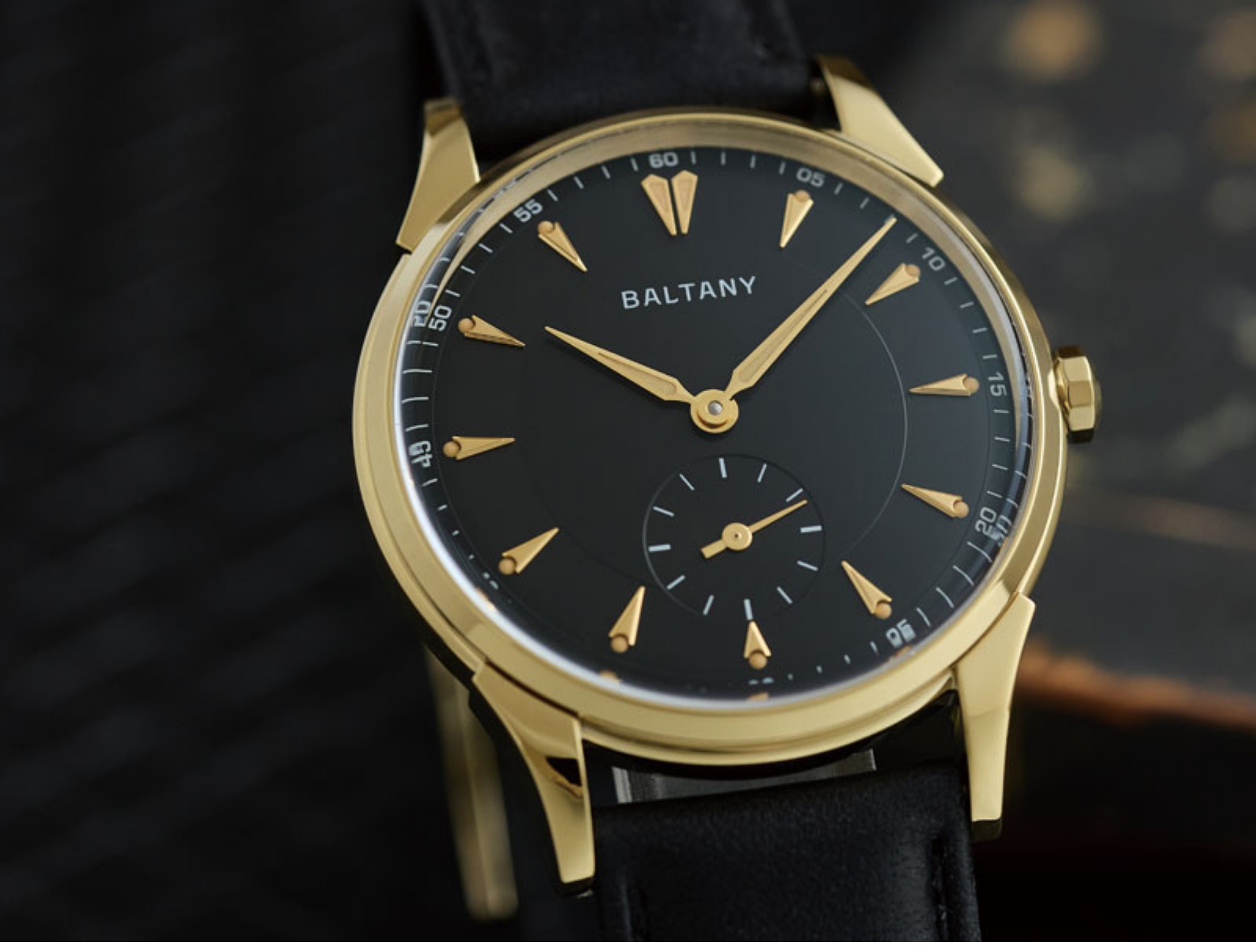 Baltany الرجال PIlot ساعة 38.5 - مراجعة Omega Watch Constellation وسعره