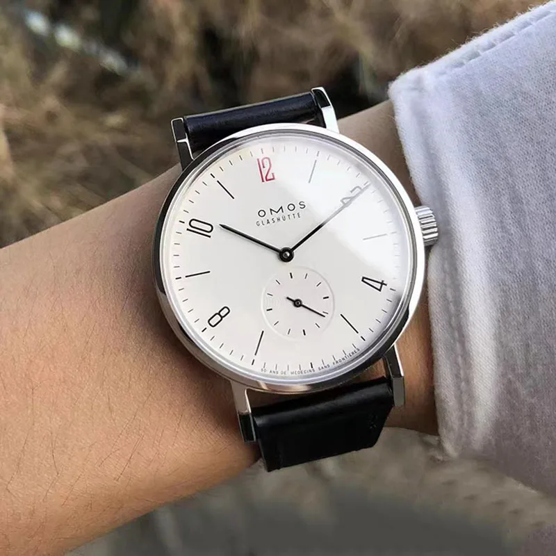 ساعة ميكانيكية أوتوماتيكية للر - مراجعة Omega Watch Constellation وسعره