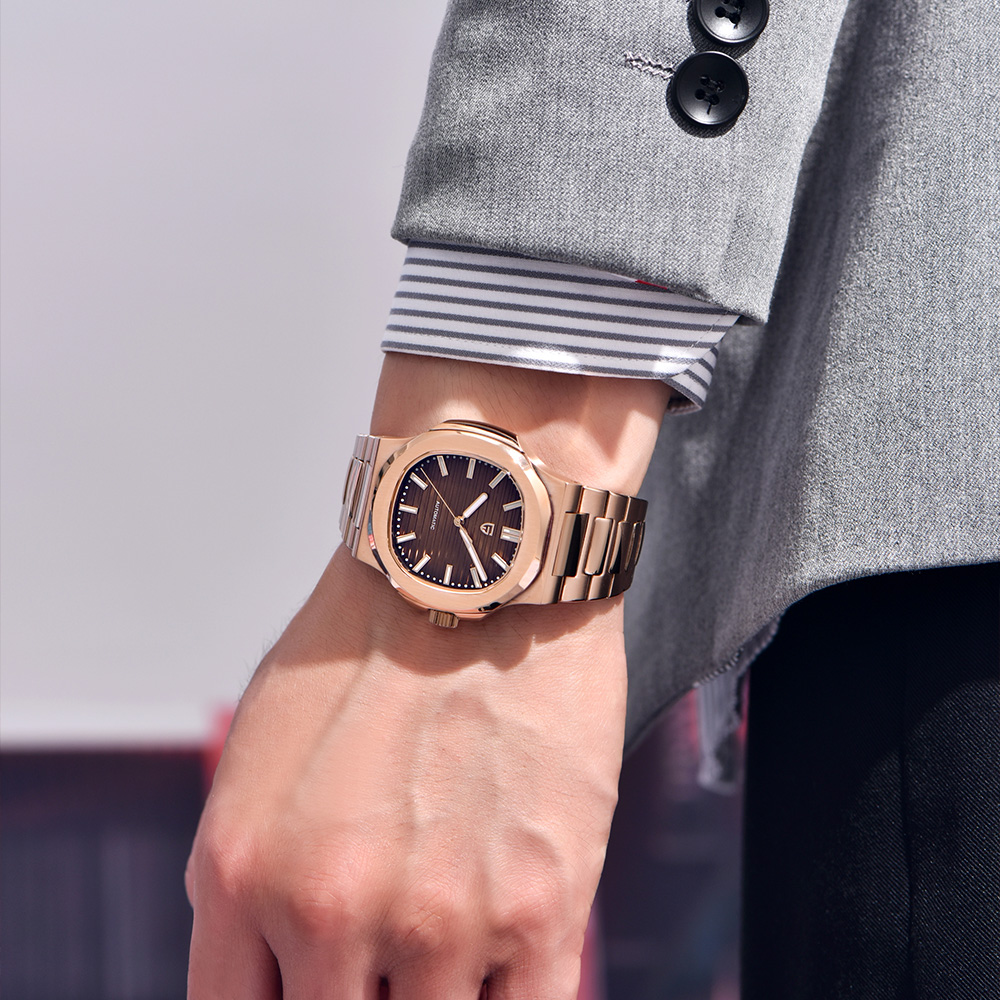 ساعة رجالية فاخرة من ماركة باج - مراجعة Patek Philippe Watch Nautilus وسعره